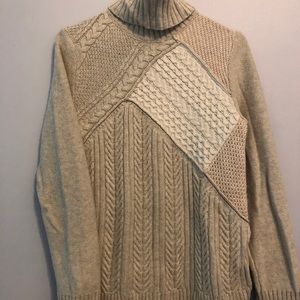 Gap quilted knit turtleneck sweater